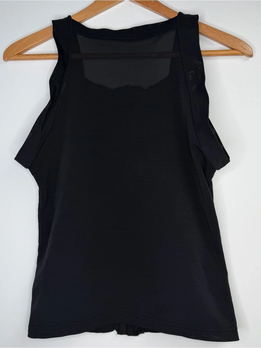 design Veronique features front